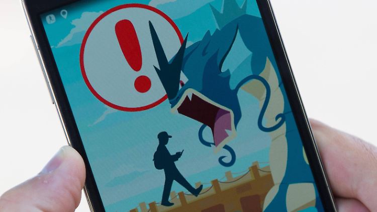 In einigen Ländern ist Pokémon Go bereits erhältlich und wird eifrig gespielt - wie hier im kanadischen Kingston. Doch selbst in Deutschland ist das Spiel schon verbreitet.