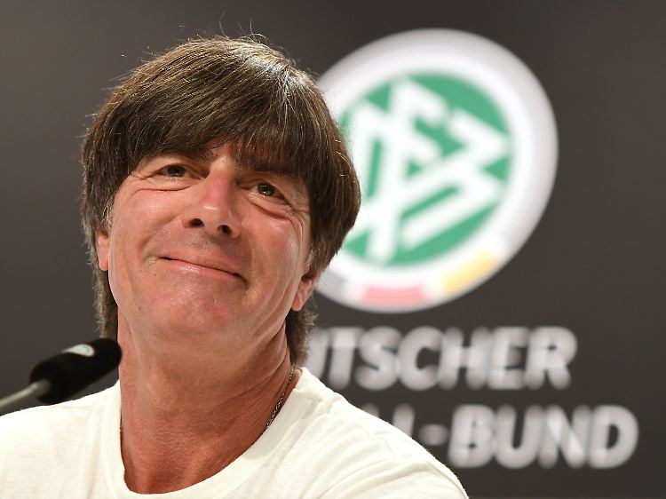 Bundestrainer Joachim Löw gibt heute das Aufgebot für die ersten Länderspiele nach der EM bekannt.