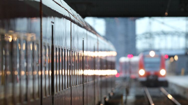 Einige Nachzugstrecke werden womöglich durch die Österreichische Bahn übernommen. 