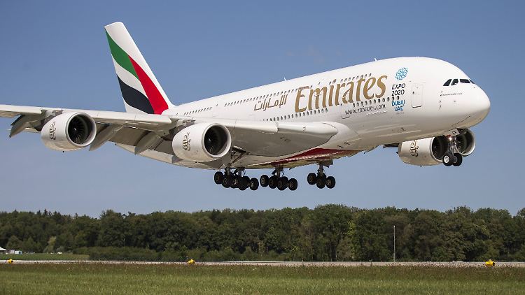 Mit Emirates sind die Kunden besonders zufrieden.