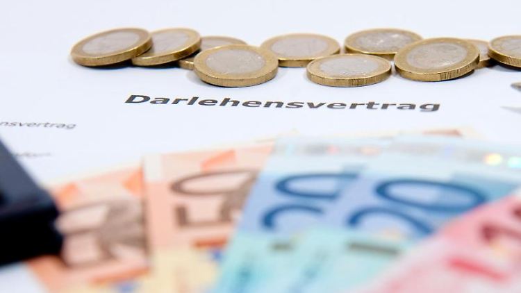 Die privaten Banken in Deutschland stellen sich wegen der Corona-Krise bereits auf eine Welle von Kreditausfällen ein..