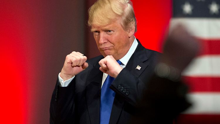 Er legt sich fast mit allen an und egal, wie aggressiv er auftritt: Am Ende nutzt es Donald Trump in seinem bisherigen Wahlkampf fast immer.