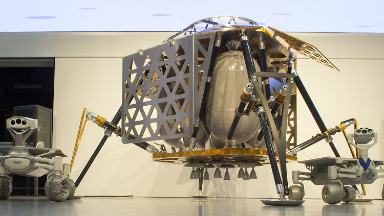 Das "Autonomous Landing and Navigation Module Alina" bei der Vorstellung in Berlin.