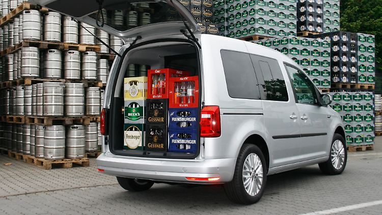Selbst mit kurzem Radstand offenbart der Caddy ein enormes Fassungsvermögen.