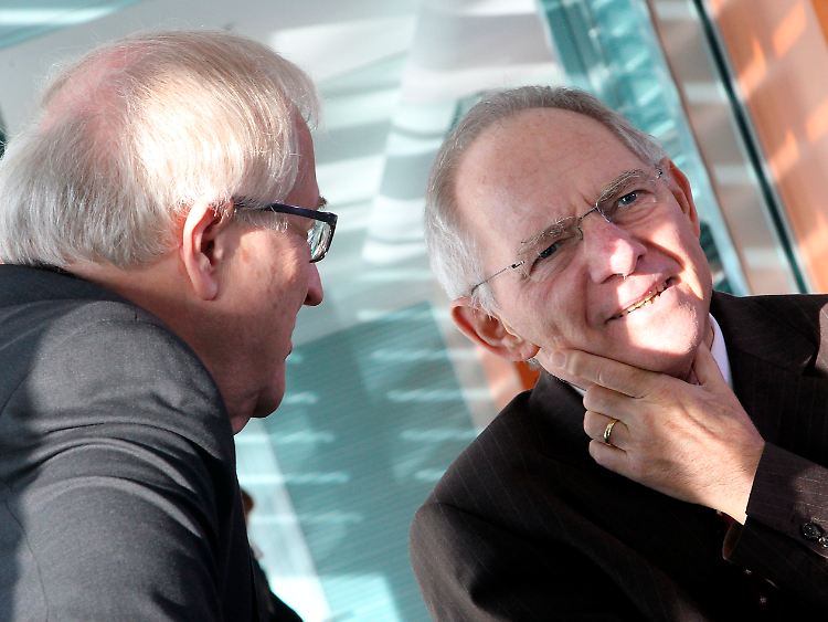 Wirtschaftsminister Brüderle hat sich mit Finanzminister Schäuble wohl auf Steuervereinfachungen einigen können.