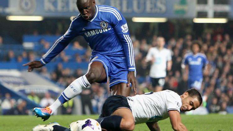 Auf seinen zahlreichen Stationen spielte Ba auch für den FC Chelsea.