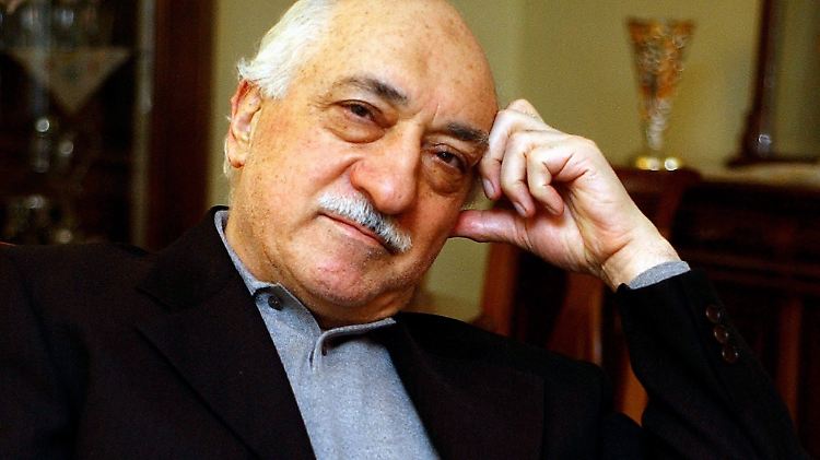 Gülen lebt seit 1999 im Exil in den USA.