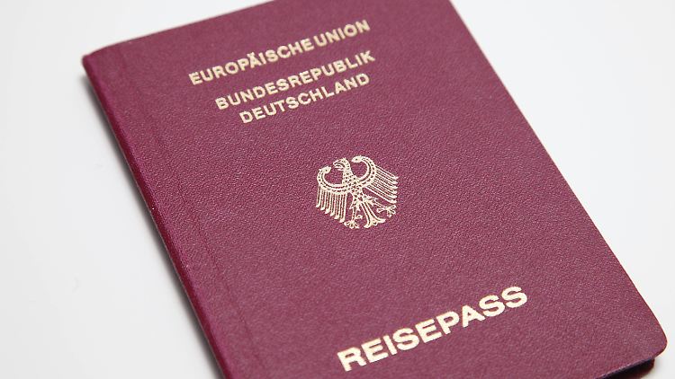 Bestimmte Stempel im Reisepass können zu Unannehmlichkeiten führen. Deshalb haben manche zwei Pässe.