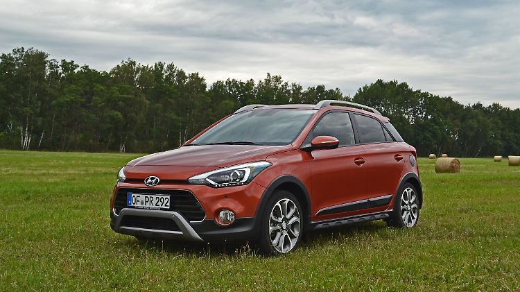 20 Millimeter mehr Bodenfreiheit und alle Komponenten, die ein SUV auszeichnen, schmücken auch den Hyundai i20 Active.