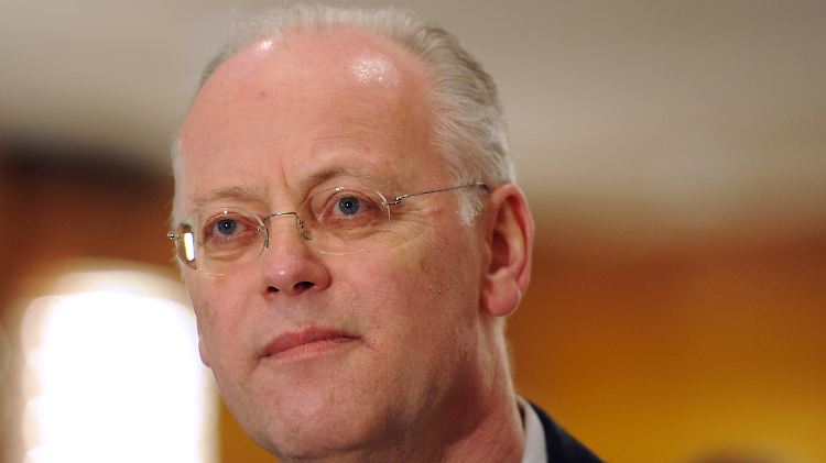 Rudolf Scharping regierte Anfang der in Rheinland-Pfalz. 