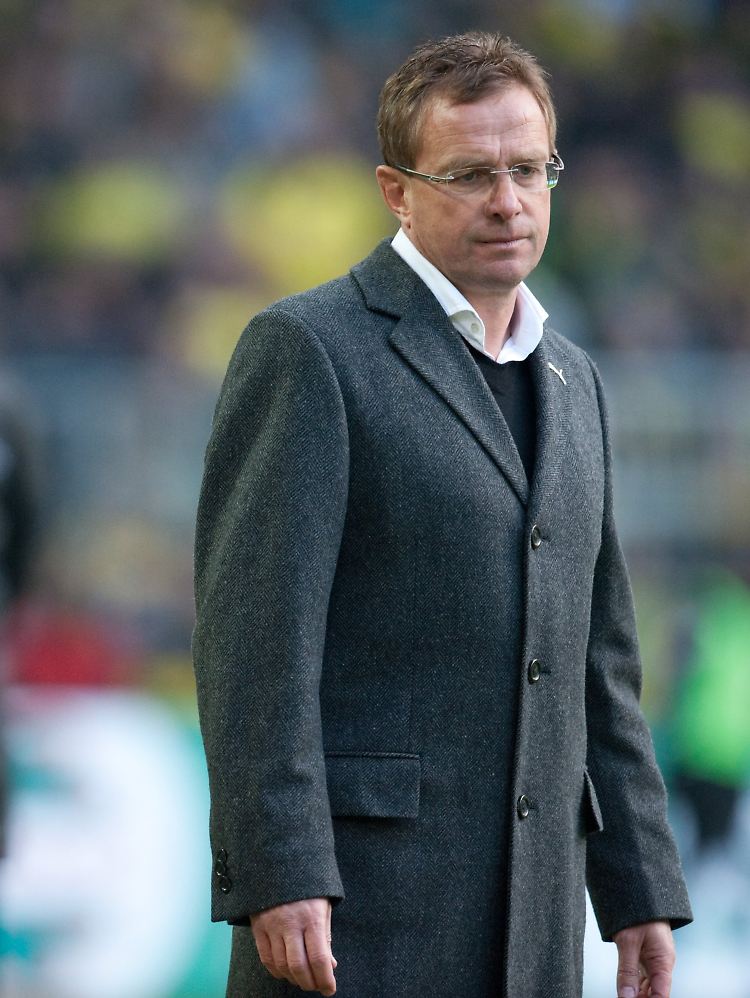 Seine Mannschaft muss sich steigern, sagt Ralf Rangnick.