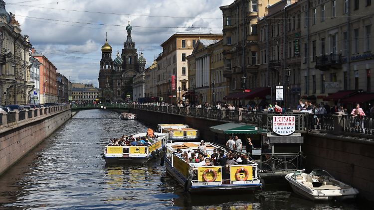 Kanal in St. Petersburg. In der zweitgrößten russischen Stadt ist Wladimir Putin aufgewachsen.