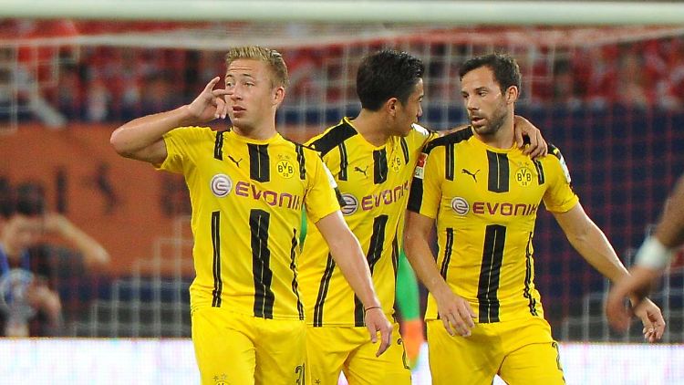 Gonzalo Castro (r.) traf doppelt für den BVB im Test gegen Manchester United.