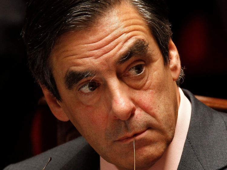 Premier Fillon könnte geopfert werden.