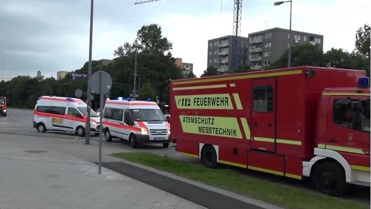 Sanitäter München.JPG