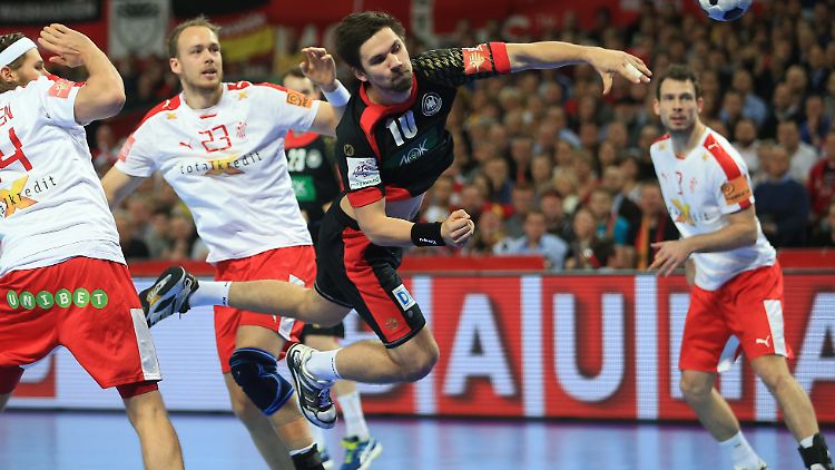 Bei der EM in Polen besiegten die deutschen Handballer die Konkurrenz aus Dänemark.