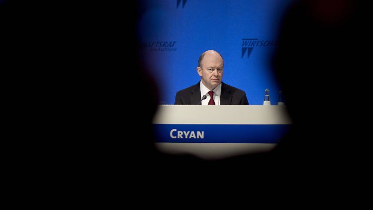 Einer der berühmtesten Nicht-Deutschen unter den Dax-Managern ist sicherlich Deutsche-Bank-Chef John Cryan.