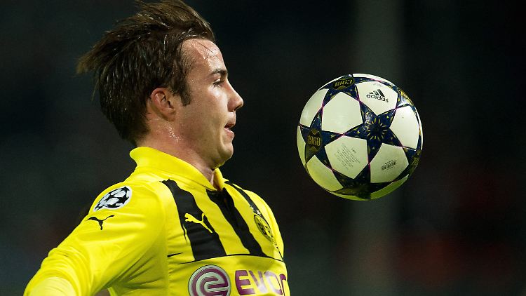Hans-Joachim Watzke freut sich über die Rückkehr von Mario Götze und erklärt, warum er davon überzeugt ist, dass der Mittelfeldspieler wieder zu alter Form finden wird. 