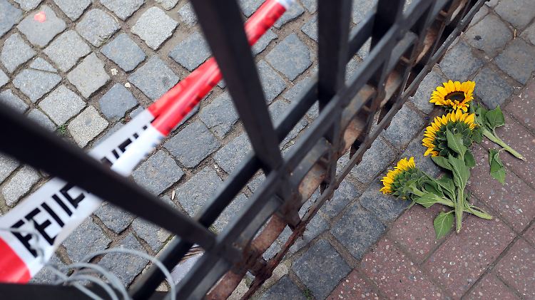 Im mittelfränkischen Ansbach sitzt der Schock nach dem Anschlag noch tief.
