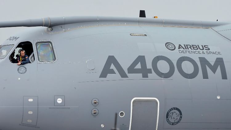 Der A400M macht Probleme - und kostet Airbus immer mehr Geld.