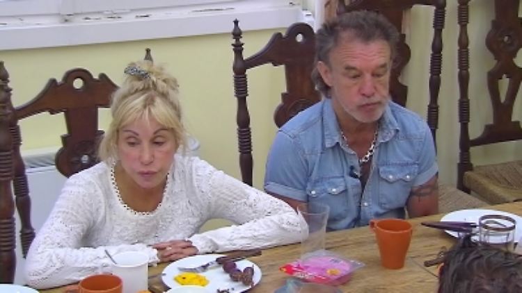 "Du bist doch nicht ganz sauber" - René und Maria Weller.