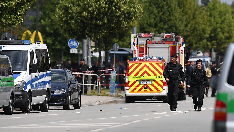 Bei dem Amoklauf in München waren Hunderte Polizisten im Einsatz. Auch wer eine Amoktat nur ankündigt, muss mit harten Strafen rechnen.