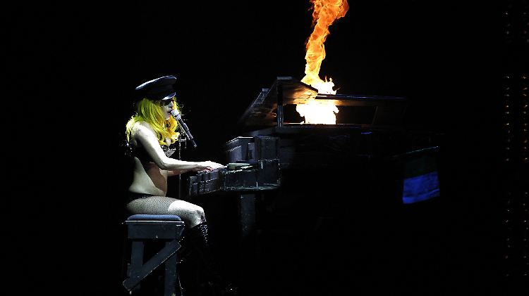Heiß! Lady Gaga in Belfast.