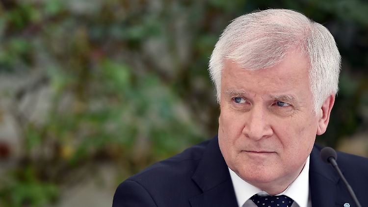 Horst Seehofer und seine CSU wollen in der bayerischen Verfassung eine Leitkultur verankern.