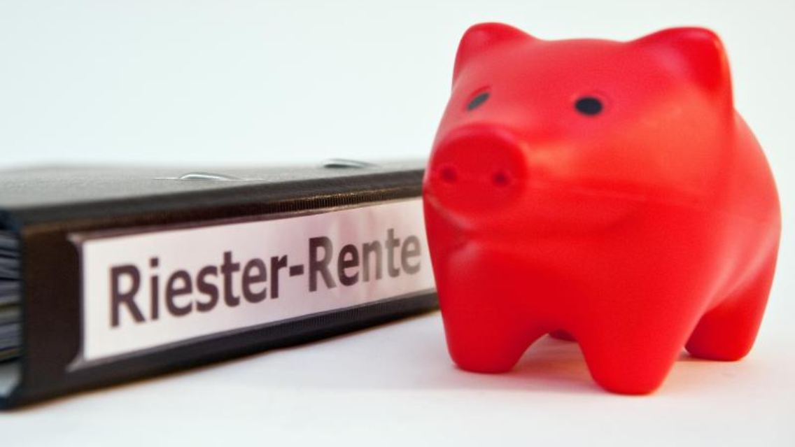 Wer in Elternzeit ist, kann sich ab dem zweiten Jahr mit 60 Euro pro Jahr die volle Förderung sichern. Foto: Andrea Warnecke