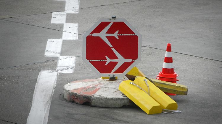 Für einen Streik der Gewerkschaft der Flugsicherung sprach das Bundesarbeitsgericht dem Frankfurter Flughafen Schadenersatz zu. 