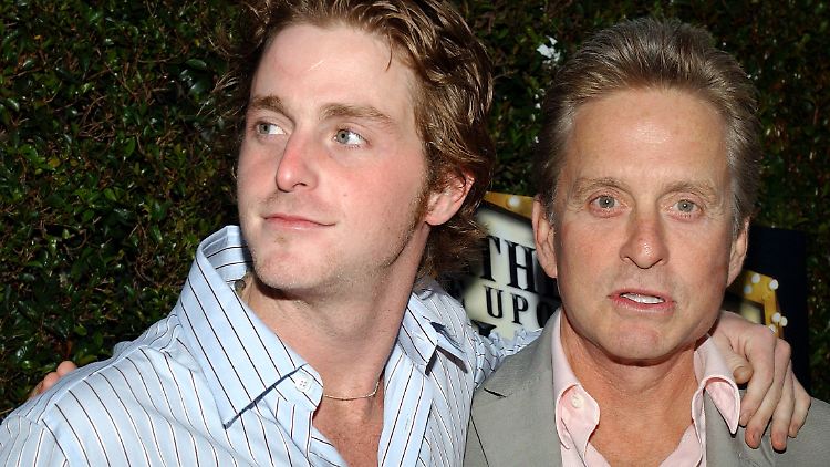 Trotz der Eskapaden seines Sohnes hat Michael Douglas immer zu ihm gehalten. 