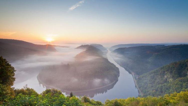Die Saarschleife gehört zu den Top-10 -Naturausflugszielen in Deutschland.