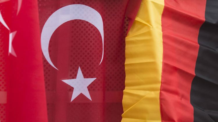 Vor einer Woche gingen in Köln Zehntausende Erdogan-Anhänger auf die Straße.