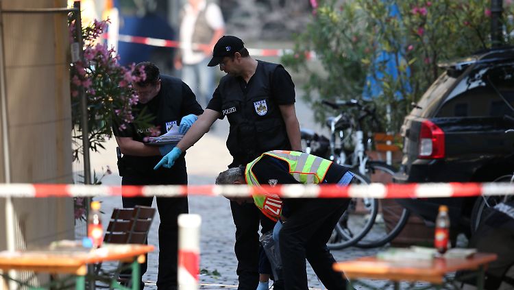 Der Tatort in Ansbach. Bis kurz vor dem Anschlag stand der IS-Koordinator mit dem Attentäter in Kontakt.