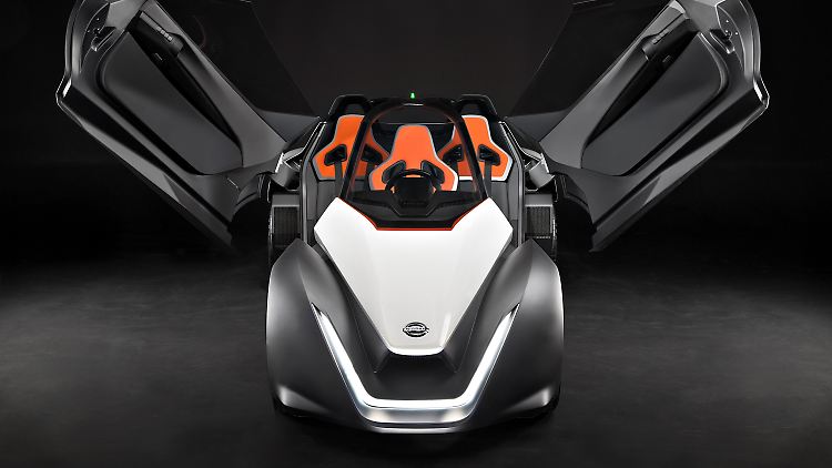 Einst als reines Showcar ersonnen, ist der Nissan Bladeglider nunmehr ein echtes Auto, das auch fahren kann.
