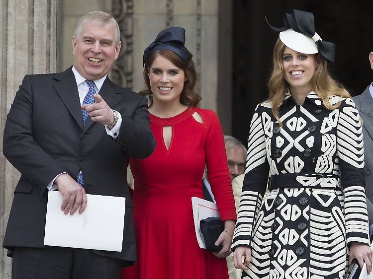 Prinzessin Beatrice ist die Tochter von Prinz Andrew (l.). Sie hat eine eine jüngere Schwester, Prinzessin Eugenie (Mitte).