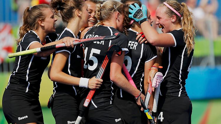 Jubel bei den Hockey-Damen: Der Sieg über Neuseeland war so nicht unbedingt zu erwarten.