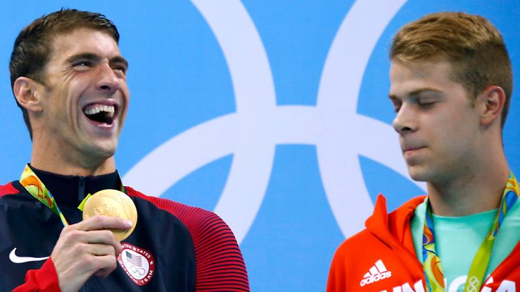 Das ist Olympia-Gold Nummer 20 für Phelps ((l.).
