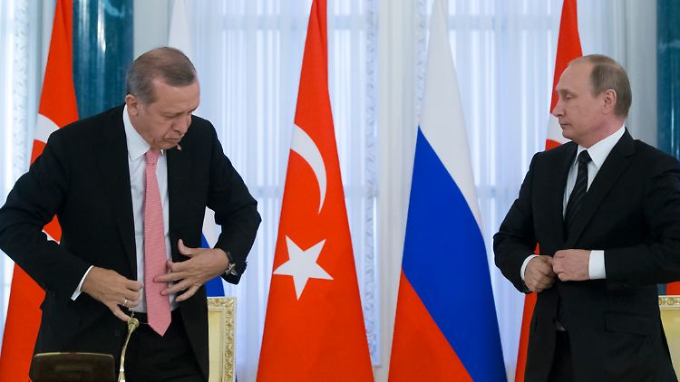 Erdogan und Putin in Sankt Petersburg.