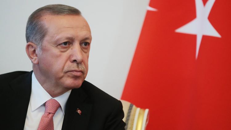 Der türkische Präsident Recep Tayyip Erdogan will die Zinssenkung in der Türkei mit aller Macht erreichen.
