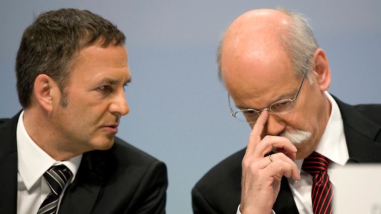 Zins- und Währungsstratege an Zetsches Seite: Bodo Uebber (links).