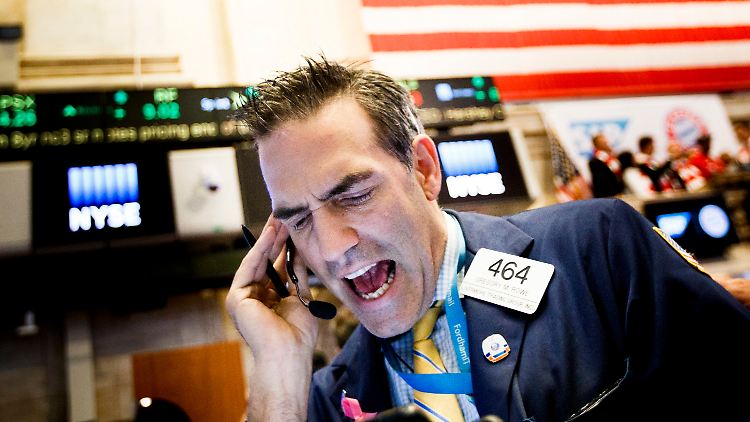 An den US-Börsen stehen vor allem Öl- und Bankentitel unter Druck.