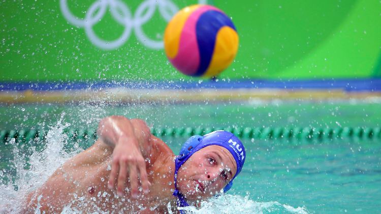 Das Wasser im Olympiabecken setzte den ungarischen Wasserballern zu.