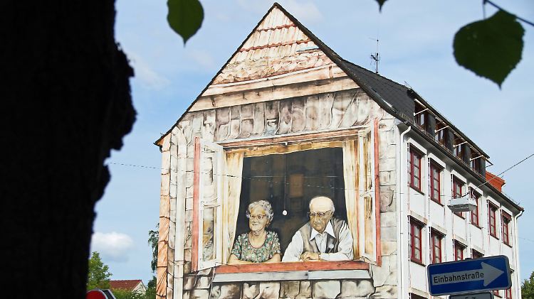 Von den Milliarden, die jedes Jahr in Deutschland vererbt werden, bleibt der größte Teil steuerfrei. 