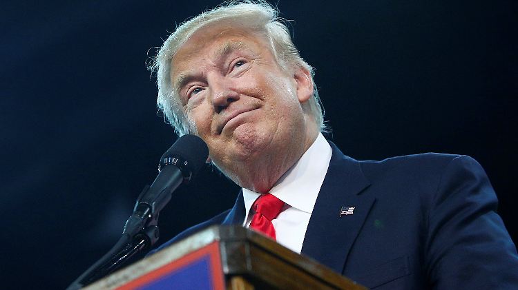 Gerät durch Clintons Steuer-Veröffentlichung unter Zugzwang: Präsidentschaftskandidat Trump.