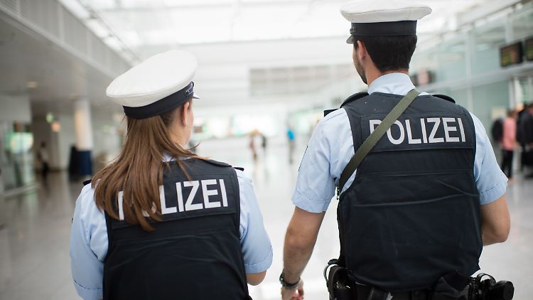 Deutschland braucht mehr Polizei - in diesem Punkt scheint weitgehend Einigkeit zu herrschen.