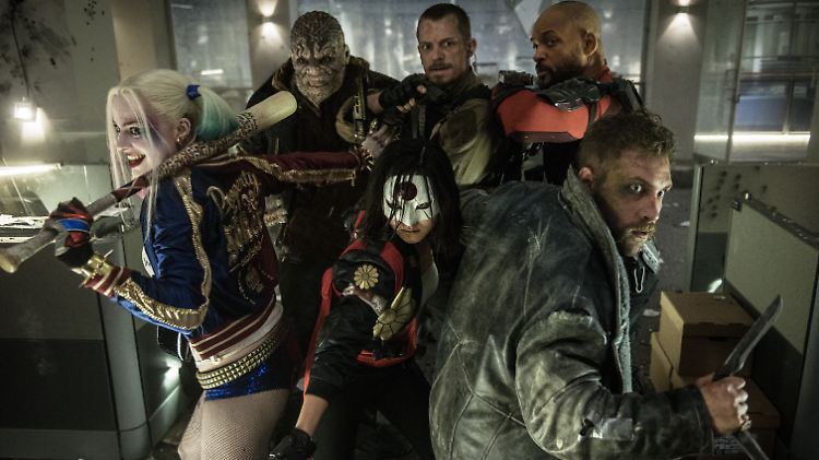 Etwas durchgeknallt sehen sie zumindest aus: das Team der "Suicide Squad".