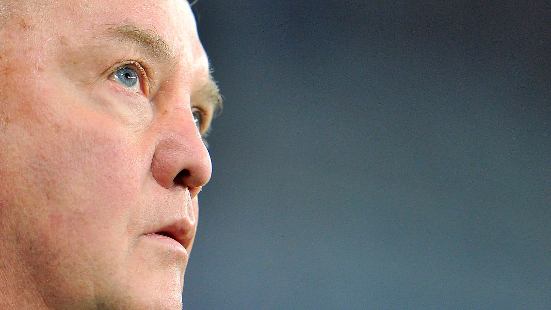"Ich denke, dass eine meiner besten Qualitäten Kommunikation ist": Louis van Gaal.