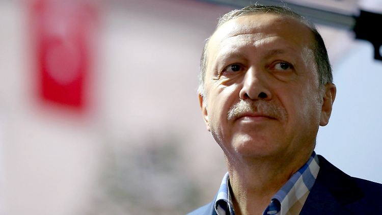 Auch drei Monate nach dem Putschversuch greift der türkische Präsident Recep Tayyip Erdogan hart durch.