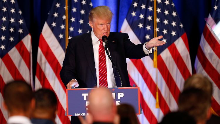 Donald Trump kann nur schwer überdecken, dass er in der Frage des Irakkriegs näher an der Position seiner Kontrahentin ist als an der Haltung seiner Partei.